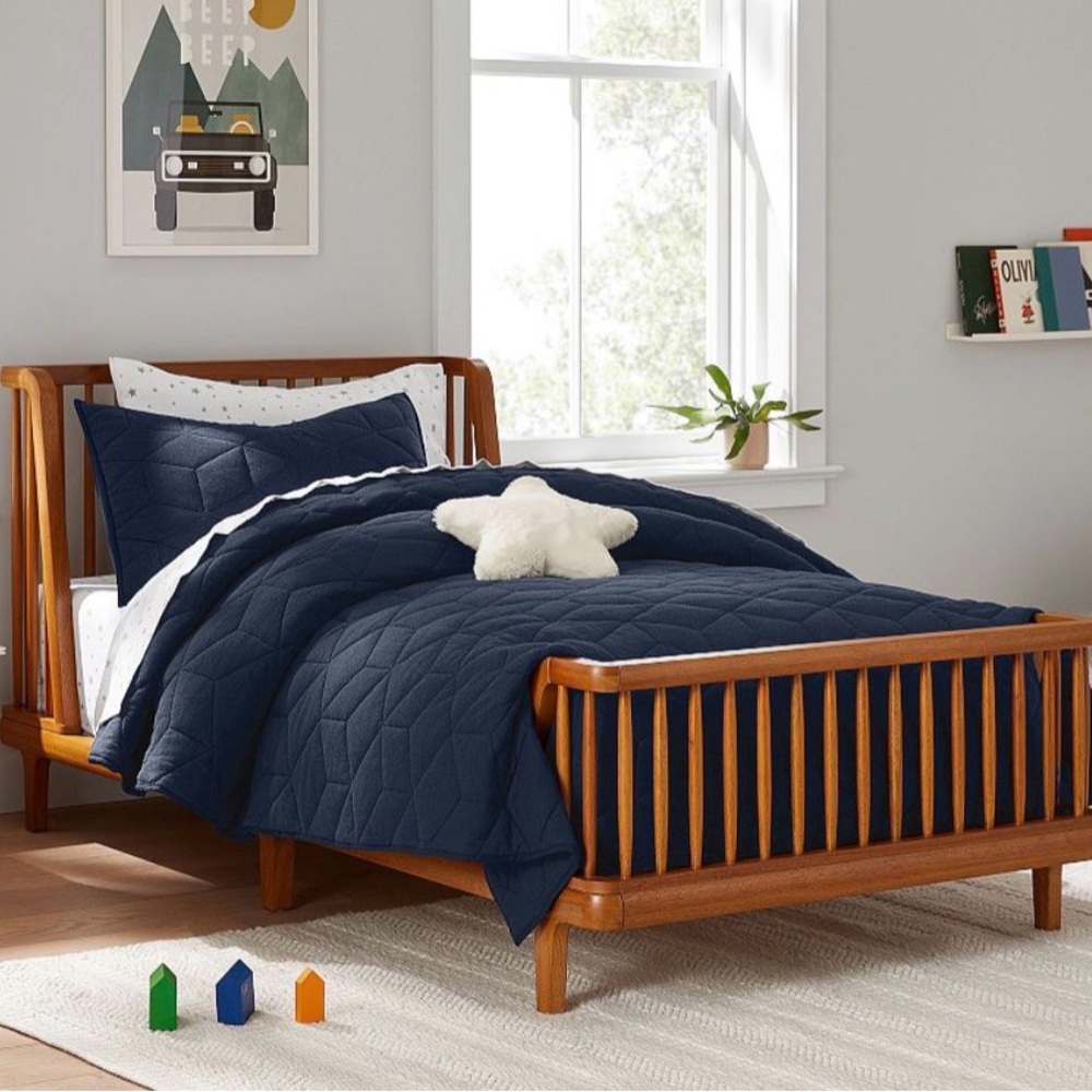 Pottery Barn Bedding - Picture 11 of 15